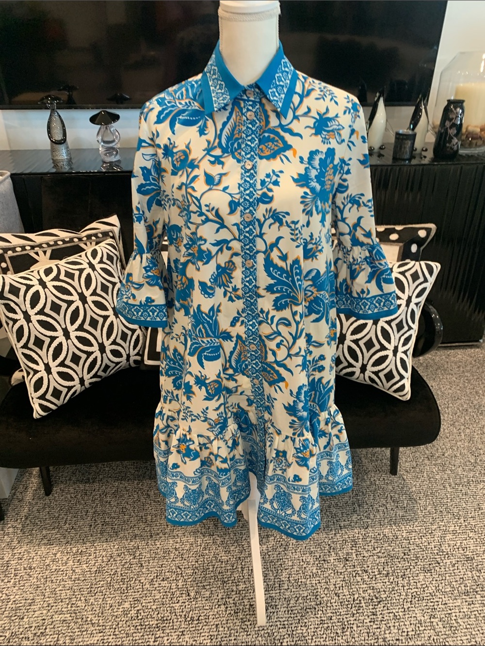 Etro Blue and White Floral Print Dress with orange accents. Worn once. Size 44 - Picture 6 of 10